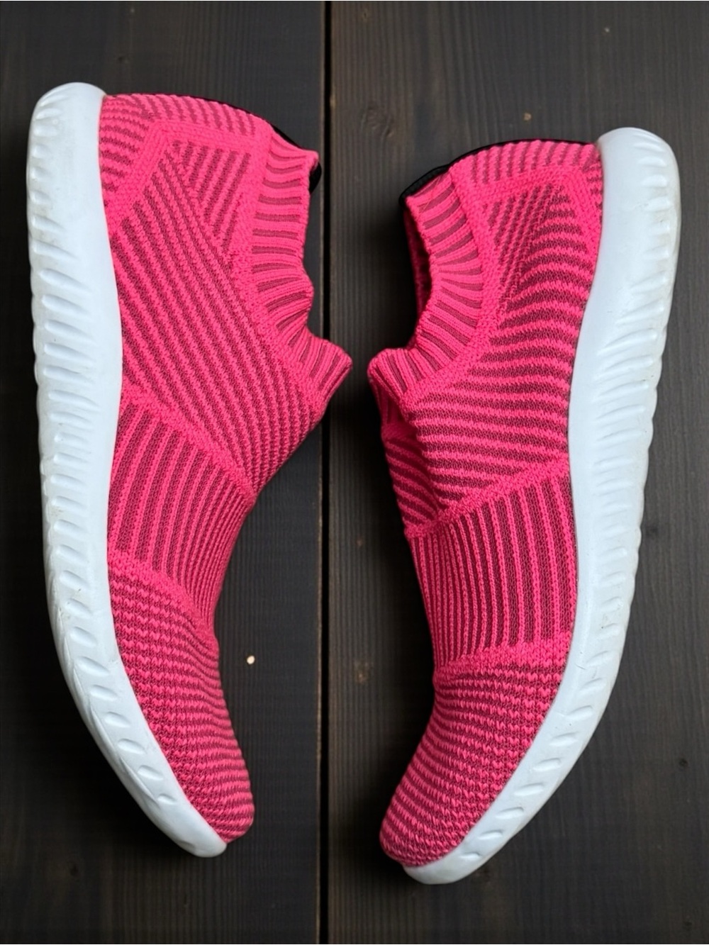 Charleston Shoe Co. Hot Pink Knit Laceless Slip On Sneakers Size 7